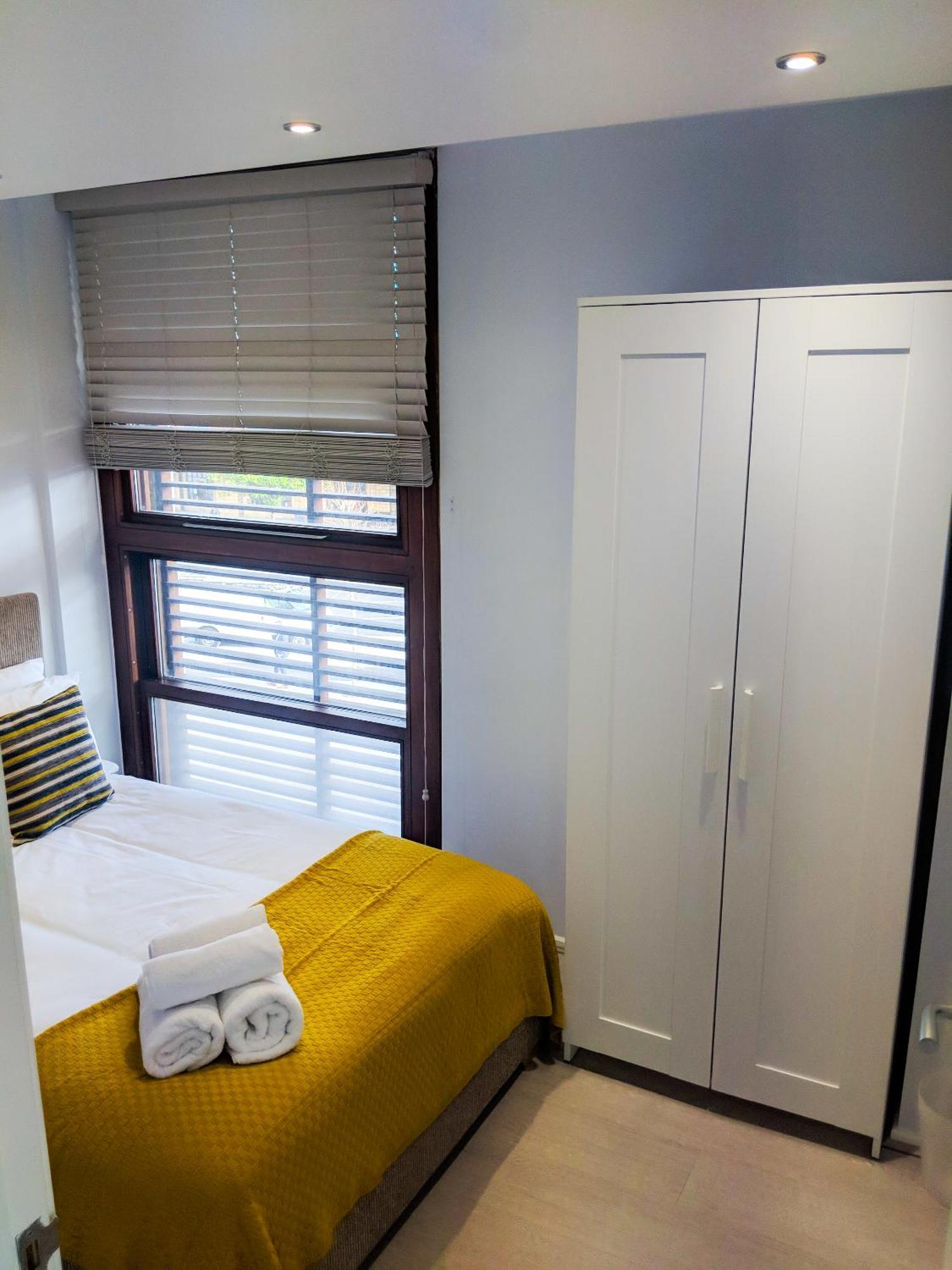 Lt Grove Apartment - Stratford ロンドン エクステリア 写真