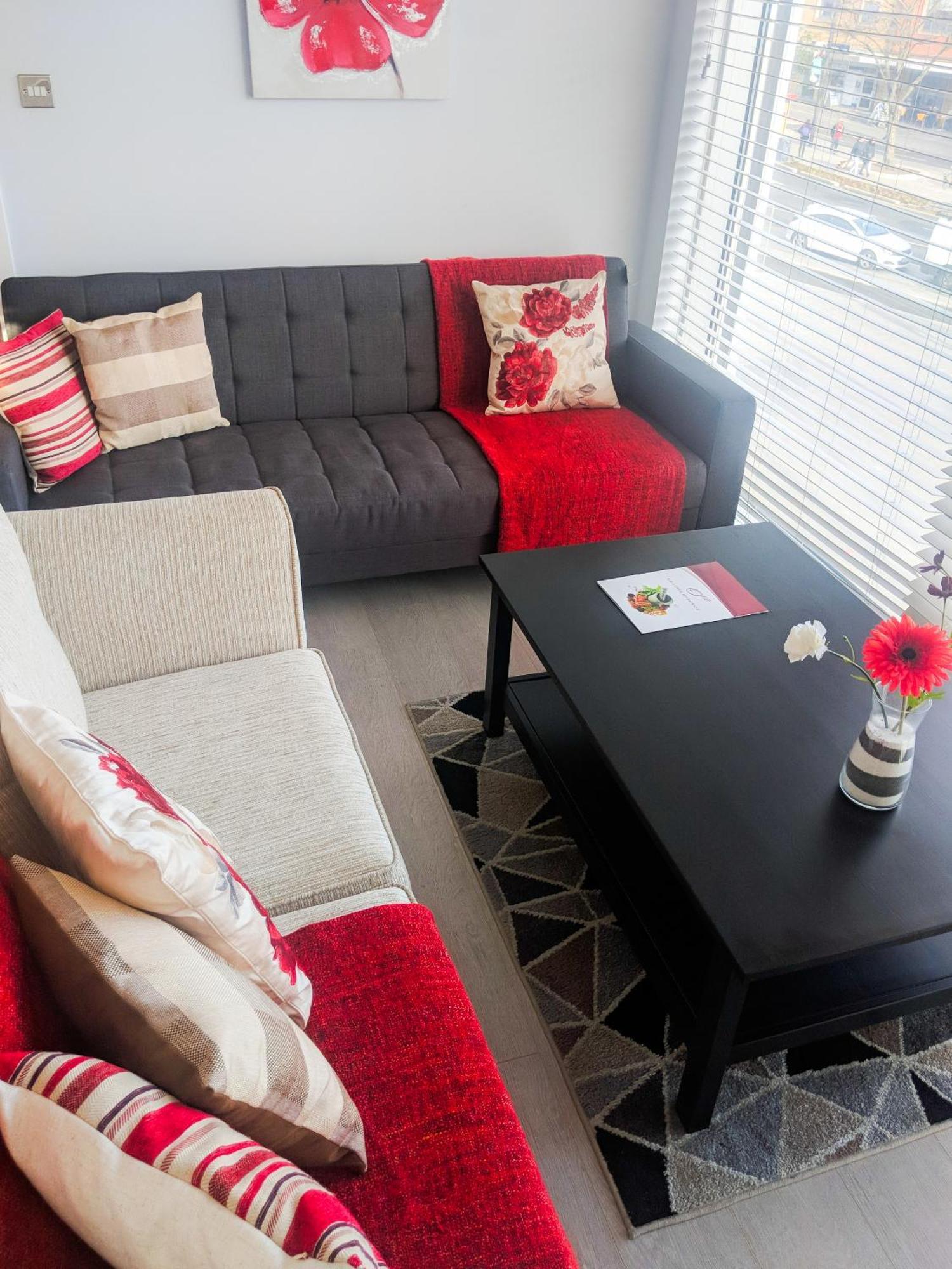 Lt Grove Apartment - Stratford ロンドン エクステリア 写真